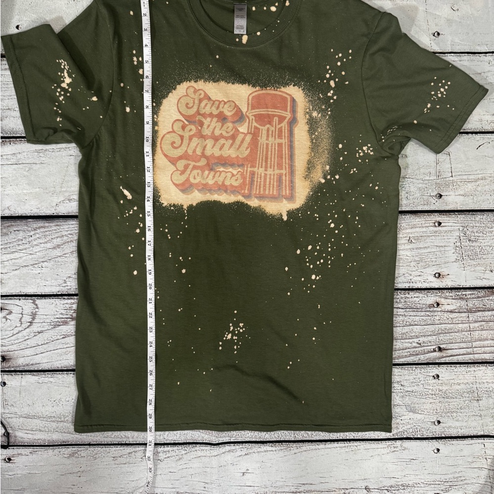 Gildan Save the Small‎ Towns Graphic T-Shirt Green Bleach Splatter Mens Large - Picture 10 of 12